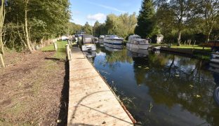 Wayford Bridge - Mooring Plot