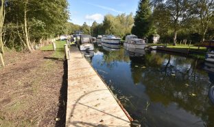 Wayford Bridge - Mooring Plot