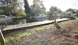 Wayford Bridge - Mooring Plot