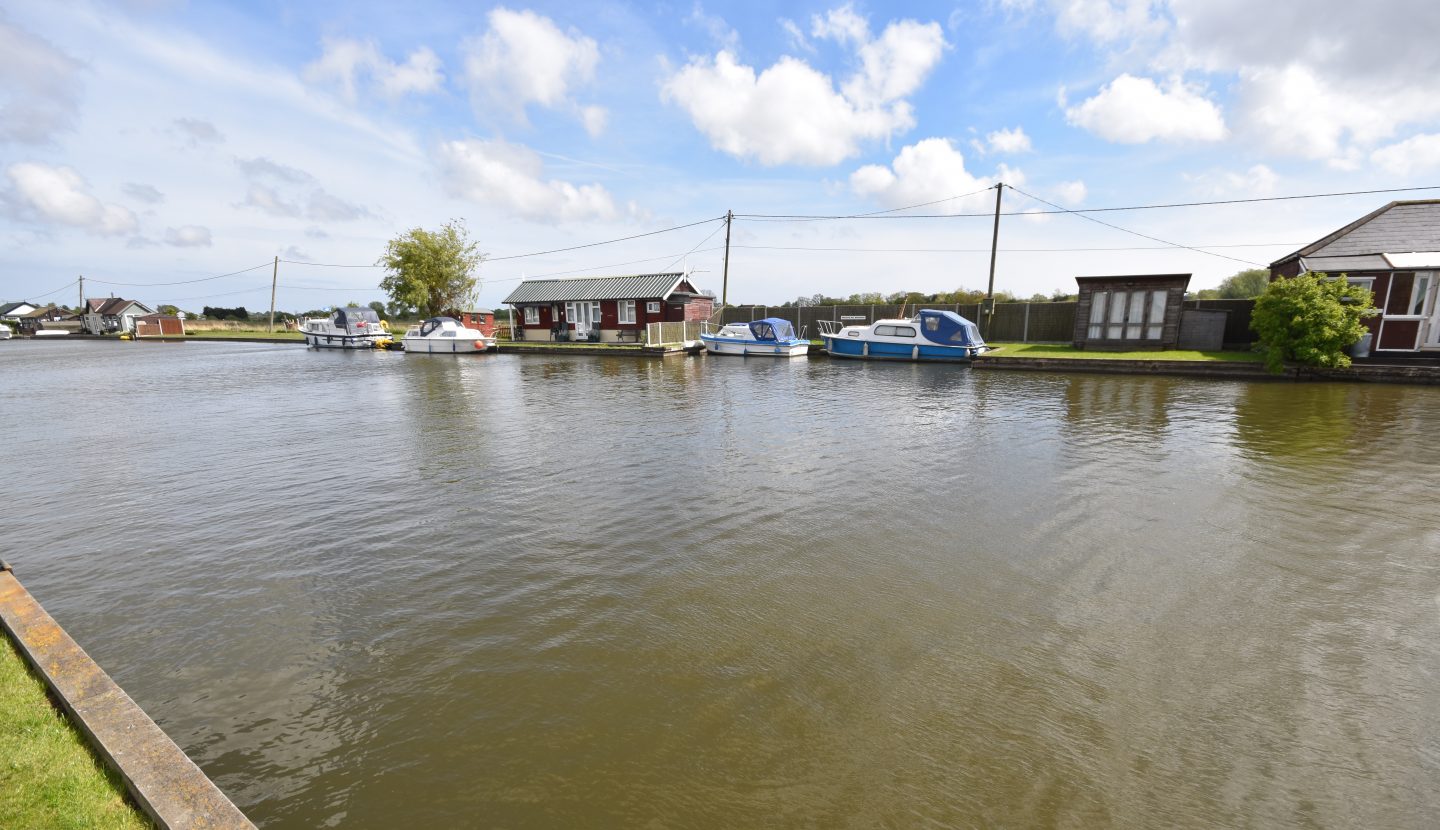 Riverside, Potter Heigham Waterside Estate Agents