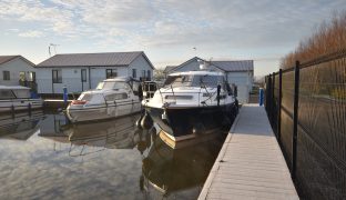 Potter Heigham - Mooring Plot