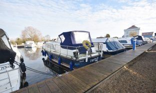 Potter Heigham - Mooring plot