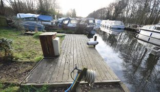 Wayford Bridge - Mooring Plot