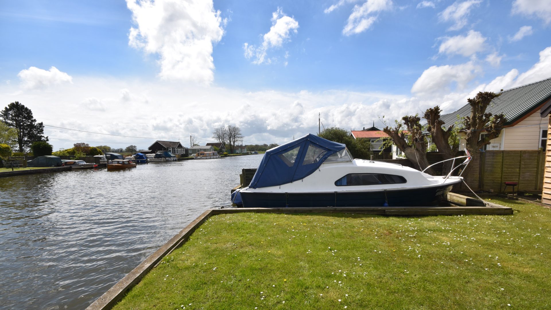 Riverside, Potter Heigham Waterside Estate Agents