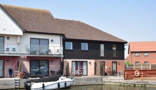 Horning - 3 Bedroom Town House