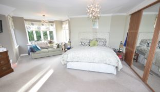 Wroxham - 5 Bedroom Detached House