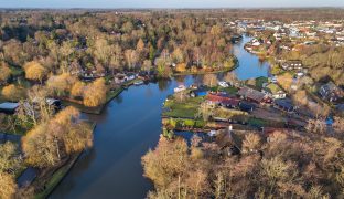 Wroxham - 5 Bedroom Detached House