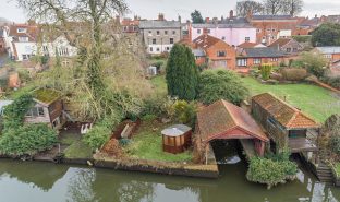 Beccles - 5 Bedroom Town House