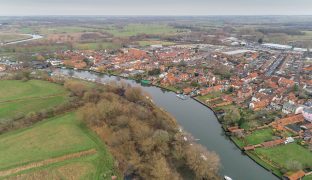 Beccles - 5 Bedroom Town House