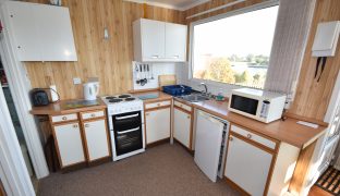 Potter Heigham - 2 Bedroom Detached Bungalow