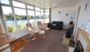 Potter Heigham - 2 Bedroom Detached Bungalow