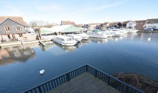 Wroxham - 3 Bedroom Town House