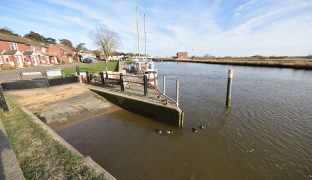 Reedham - 2 Bedroom End town house