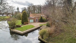 Irstead - 4 Bedroom Detached house
