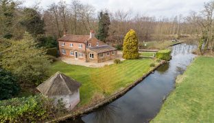 Irstead - 4 Bedroom Detached house