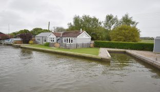 Repps with Bastwick - 2 Bedroom Detached bungalow