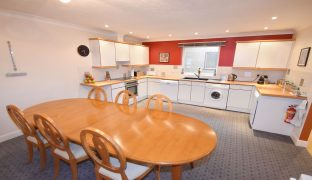 Oulton Broad - 3 Bedroom top floor apartment