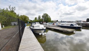 Potter Heigham - Mooring plot