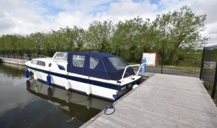 Potter Heigham - Mooring plot