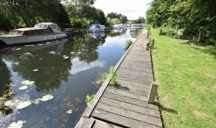 Wayford Bridge - Mooring Plot