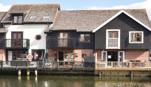 Wroxham - 3 Bedroom Town house