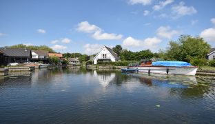 Horning - 4 Bedroom Detached house