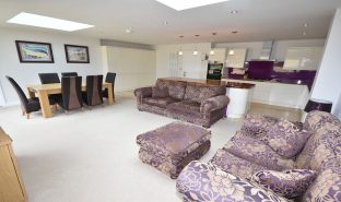 Horning - 5 Bedroom Detached house