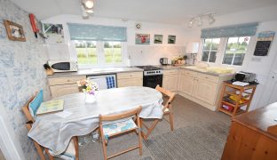 Repps with Bastwick - 2 Bedroom detached bungalow