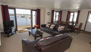 Potter Heigham - 2 Bedroom Detached bungalow