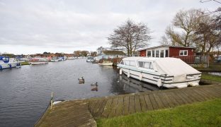 Horning - 2 Bedroom 2 bedroom detached bungalow