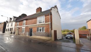 Beccles - 4 Bedroom Town house