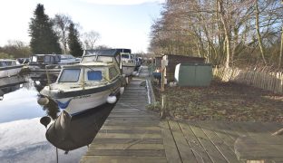 Wayford Bridge - Mooring plot