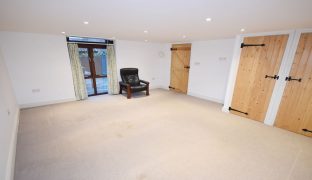 Ludham - 2 Bedroom Barn conversion