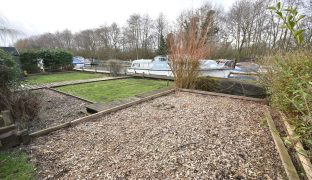 Wayford Bridge - Mooring Plot