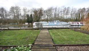 Wayford Bridge - Mooring Plot