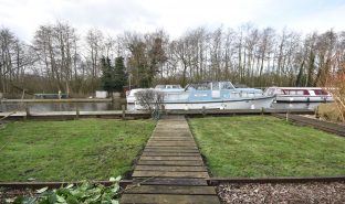 Wayford Bridge - Mooring Plot