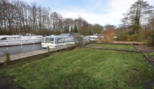 Wayford Bridge - Mooring Plot