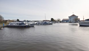 Potter Heigham - Mooring Plot