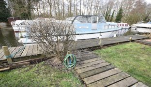 Wayford Bridge - Mooring Plot