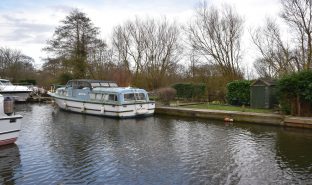 Wayford Bridge - Mooring Plot