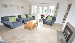 Hoveton - 3 Bedroom Detached house