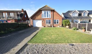 Scratby - 3 Bedroom Detached house