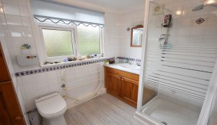 Repps with Bastwick - 2 Bedroom Detached bungalow