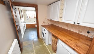 Repps with Bastwick - 4 Bedroom 3 bedroom cottage with 1 bedroom annexe