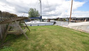 Potter Heigham - Mooring plot