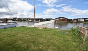 Potter Heigham - Mooring plot