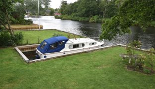 Wroxham - 2 Bedroom Detached house