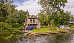 Wroxham - 2 Bedroom Detached house