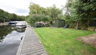 Wayford Bridge - Mooring plot