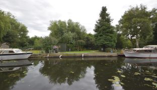 Wayford Bridge - Mooring plot